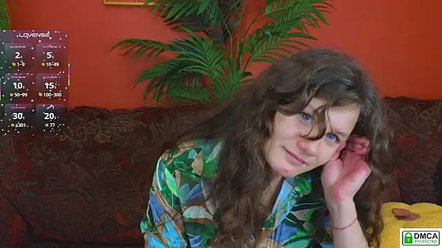 Snapshot of Charlotte_wow chatting on 10.26.25 Charlotte wow online show from 10.26.25