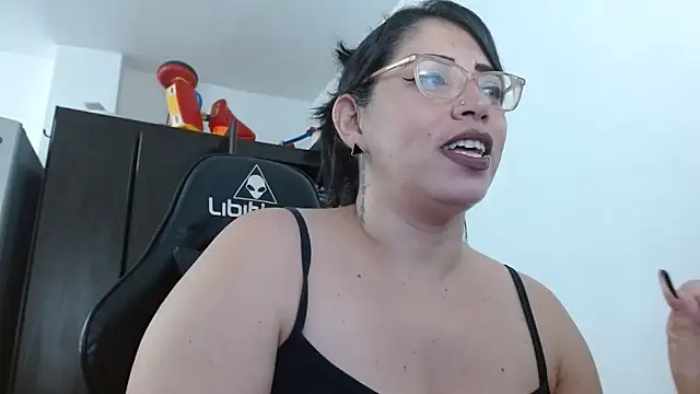 natashasmithe online show from 02.22.25