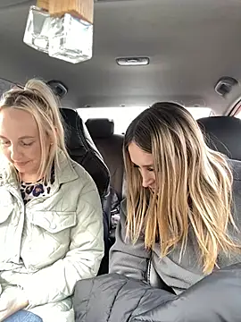 Snapshot of StasyWood chatting on 02.26.25 StasyWood online show from 02.26.25