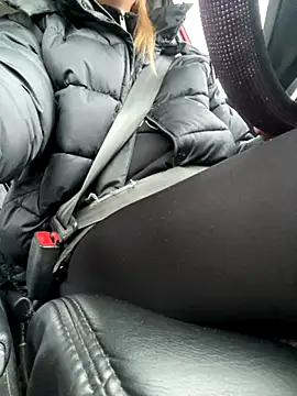 Snapshot of StasyWood chatting on 09.29.25 StasyWood online show from 09.29.25