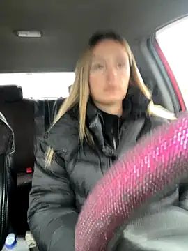 Snapshot of StasyWood chatting on 10.06.25 StasyWood online show from 10.06.25