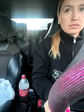 Snapshot of StasyWood chatting on 10.15.25 StasyWood online show from 10.15.25