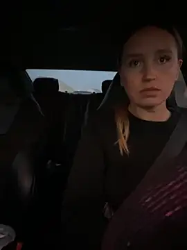 Snapshot of StasyWood chatting on 11.01.25 StasyWood online show from 11.01.25