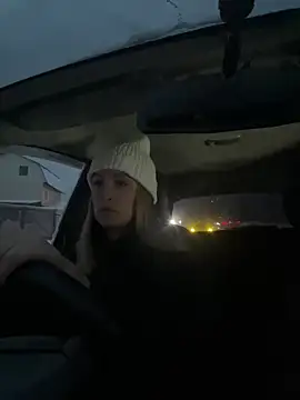 Snapshot of StasyWood chatting on 11.24.25 StasyWood online show from 11.24.25