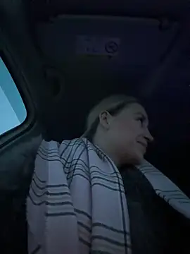 Snapshot of StasyWood chatting on 02.10.26 StasyWood online show from 02.10.26