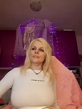 Angeldevilus online show from 10.19.25