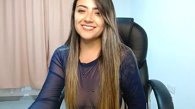 Snapshot of _sweet_rachel chatting on 01.05.25 sweet rachel online show from 01.05.25