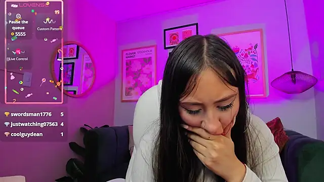 Snapshot of _cloe_martinez chatting on 12.10.24 cloe martinez online show from 12.10.24