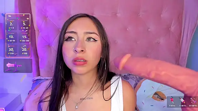 Snapshot of _cloe_martinez chatting on 01.14.25 cloe martinez online show from 01.14.25