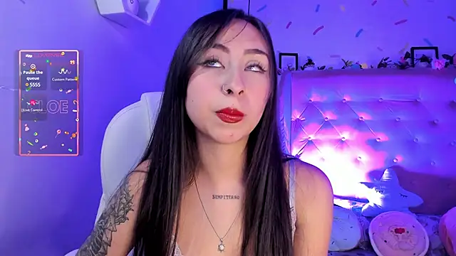 Snapshot of _cloe_martinez chatting on 02.16.25 cloe martinez online show from 02.16.25