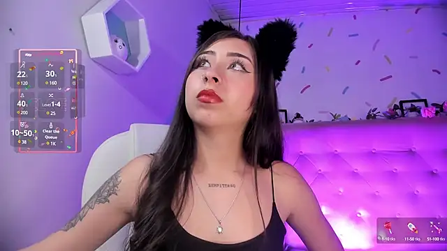 Snapshot of _cloe_martinez chatting on 02.20.25 cloe martinez online show from 02.20.25