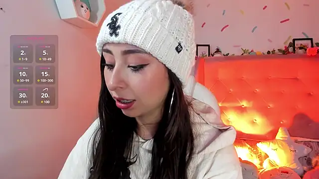 Snapshot of _cloe_martinez chatting on 03.07.25 cloe martinez online show from 03.07.25