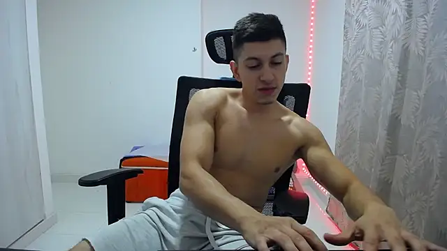 Snapshot of Iam_yourbabyprincess_XD chatting on 12.14.24 Iam yourbabyprincess XD online show from 12.14.24