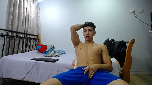 Snapshot of Iam_yourbabyprincess_XD chatting on 02.18.25 Iam yourbabyprincess XD online show from 02.18.25