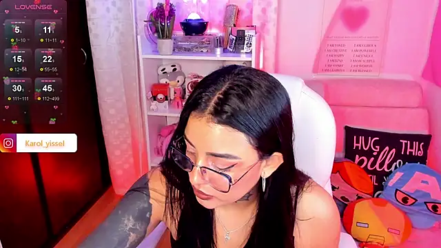 Hinataw33d01 online show from 12.17.24