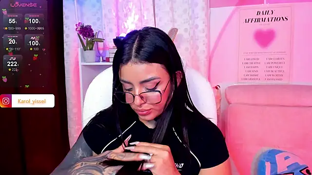 Hinataw33d01 online show from 02.15.25