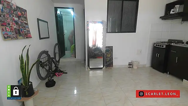 Scarletleon77 online show from 09.16.25