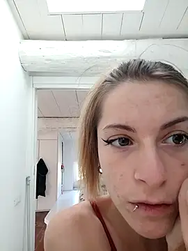 Snapshot of Cristina02 chatting on 05.01.26 Cristina02 online show from 05.01.26