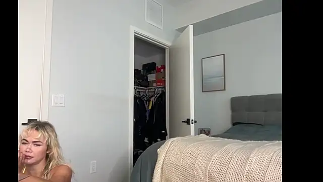 ElenaErickson online show from 03.04.26