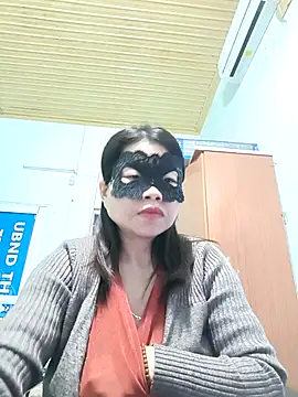 Anna Toy19 online show from 12.18.25