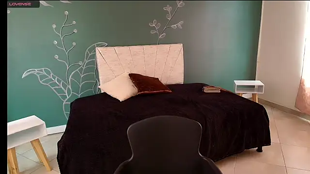 MariamCute  online show from 12.23.24