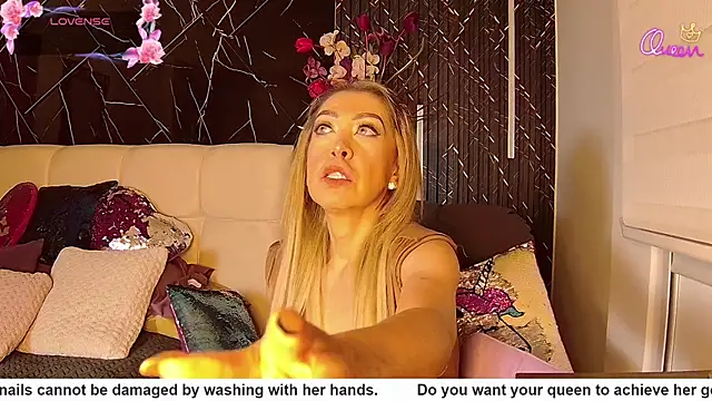 EvelinaGrey online show from 05.13.26