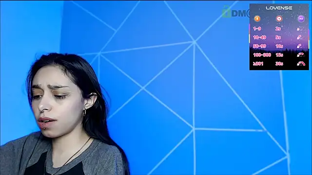 lilylouisee online show from 07.08.26