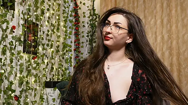 NaughtYHomemadE online show from 06.20.26