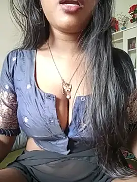 Snapshot of Anusri- chatting on 06.23.26 Anusri- online show from 06.23.26
