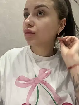 Snapshot of ellie_ssexy chatting on 01.17.25 ellie ssexy online show from 01.17.25