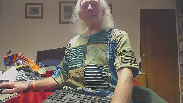 WaverlyKernow online show from 02.11.26