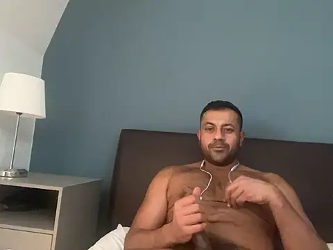 Snapshot of bbbokfrew chatting on 01.26.25 bbbokfrew online show from 01.26.25