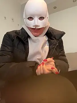 Snapshot of misscharlottezz chatting on 12.09.24 misscharlottezz online show from 12.09.24