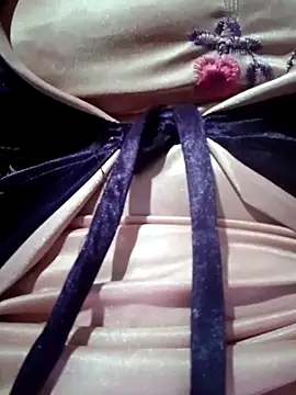 Hotmohni online show from 03.16.25