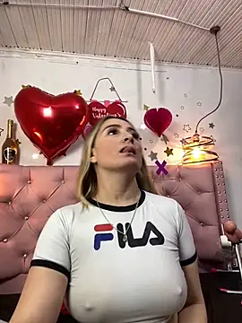 antonella87 online show from 02.18.25