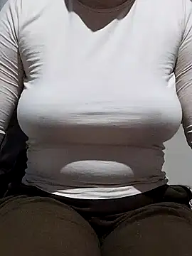 Elaa Su online show from 01.31.25