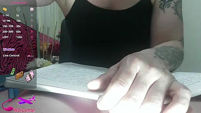 ViickySexy online show from 02.27.26