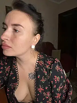 Roxana Bell online show from 07.26.26