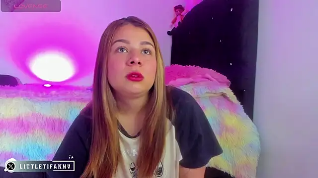 little tifanny82 online show from 09.10.25