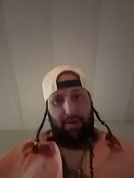 Snapshot of BobbyQ29 chatting on 02.03.26 BobbyQ29 online show from 02.03.26