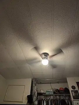 Snapshot of BobbyQ29 chatting on 02.16.26 BobbyQ29 online show from 02.16.26