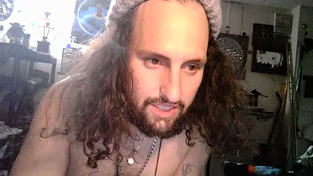 Snapshot of BobbyQ29 chatting on 02.18.26 BobbyQ29 online show from 02.18.26