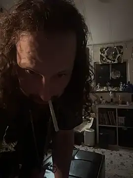 Snapshot of BobbyQ29 chatting on 02.25.26 BobbyQ29 online show from 02.25.26