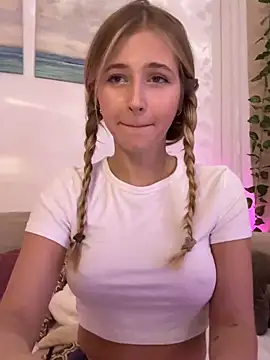 LunaRase online show from 12.15.24