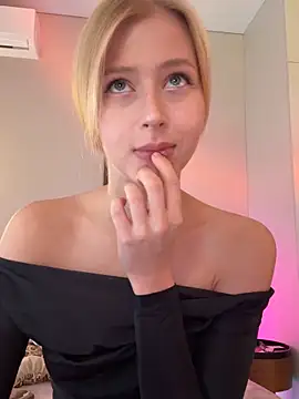 LunaRase online show from 03.20.26