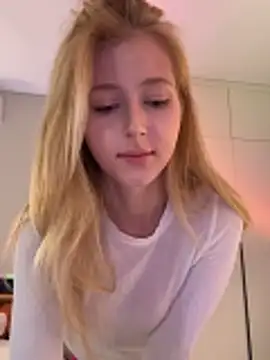 LunaRase online show from 04.14.26