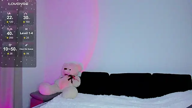 misspollywow online show from 09.21.25