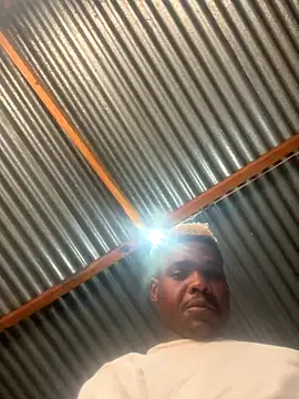 Maskman941 online show from 10.17.25