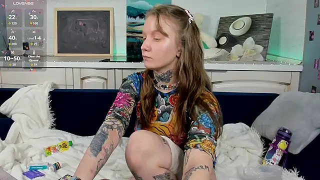 Mary Xextra online show from 04.23.26