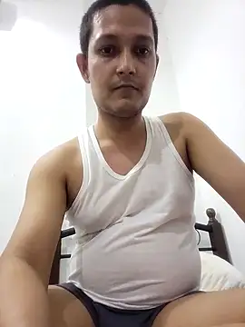 Snapshot of daddylove87 chatting on 09.19.25 daddylove87 online show from 09.19.25